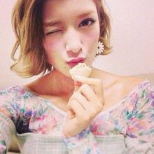 罗拉个人资料,梦想与奋斗的青春旋律